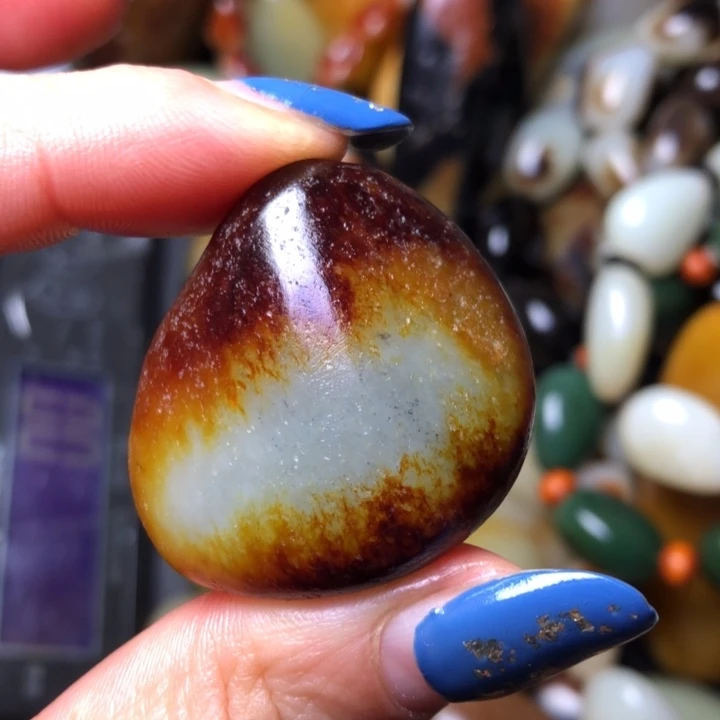 和田玉（翠青玉）未镶嵌珠宝奇石