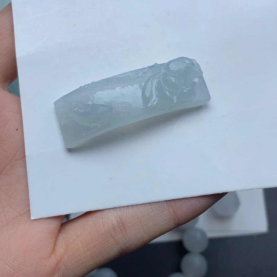 未镶嵌定制翡翠手牌