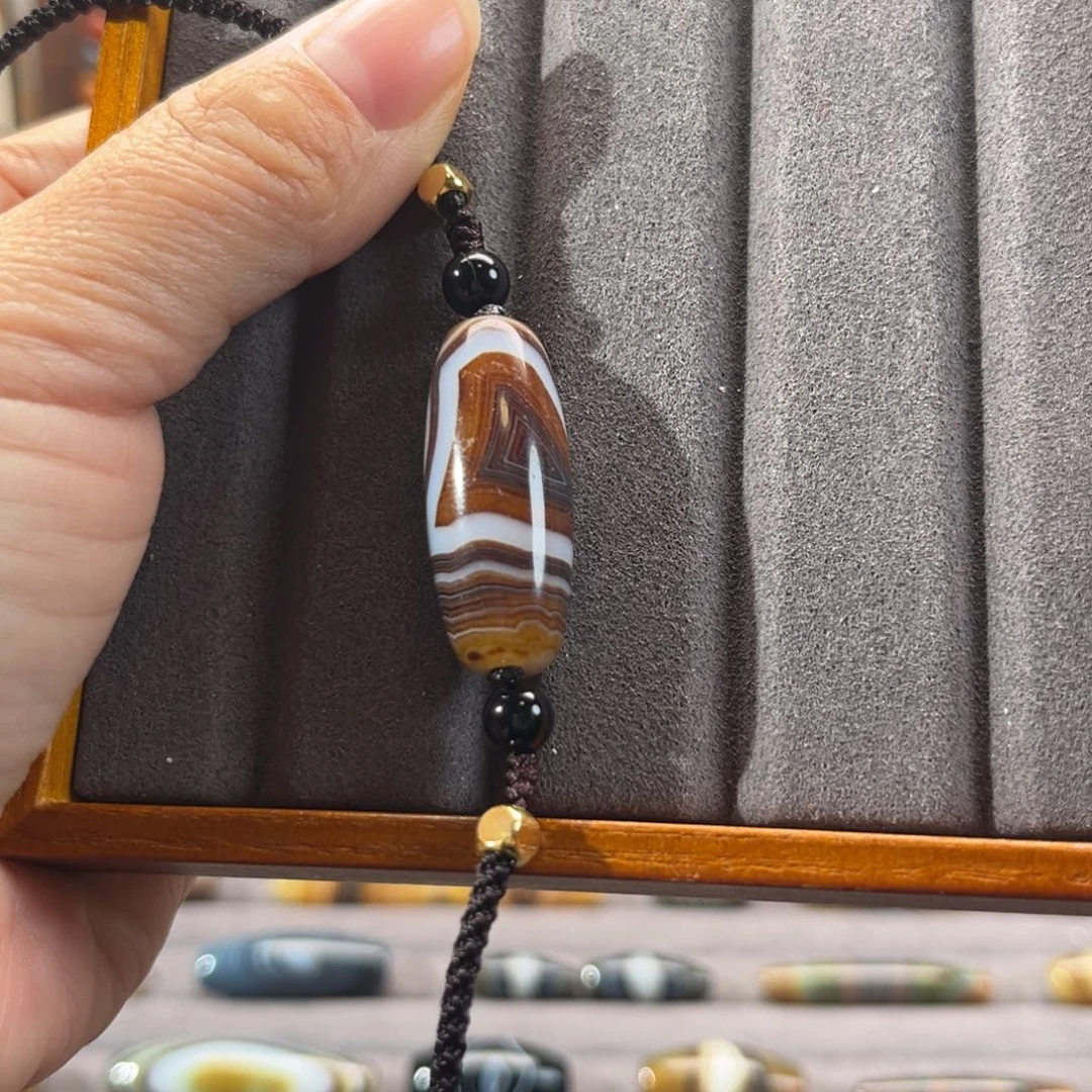 怪***椒玛瑙/玉髓合金颈饰
