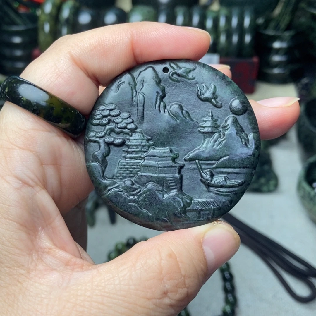蛇纹石玉未镶嵌颈饰山水牌-西藏药王石