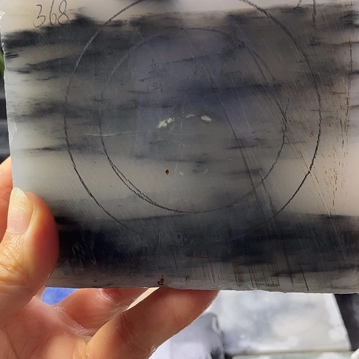 石英质玉未镶嵌手镯定制