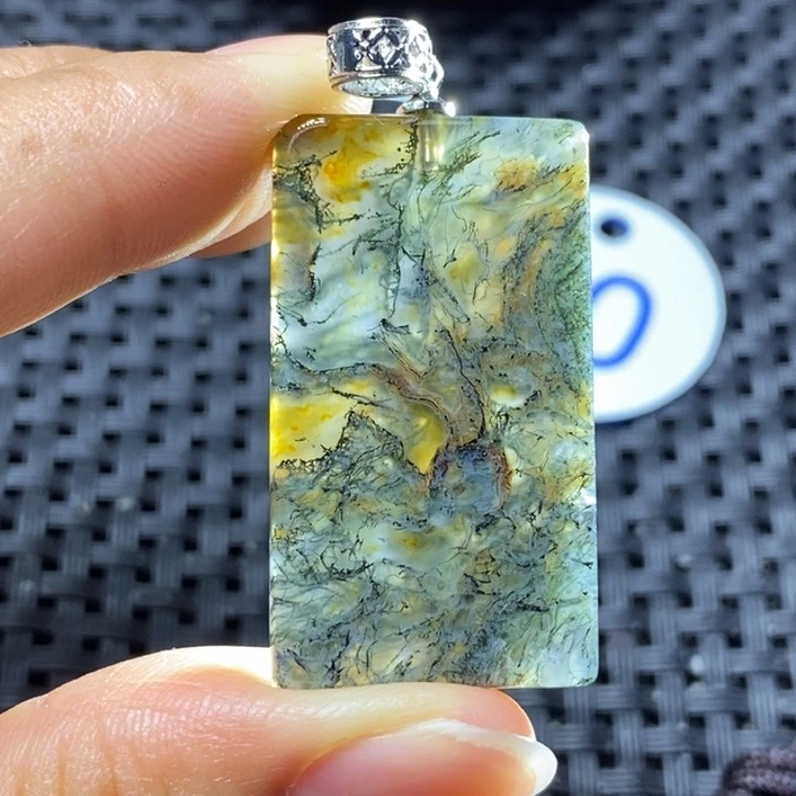 未镶嵌颈饰玛瑙/玉髓三*