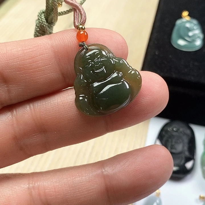 和田玉（糖玉）颈饰未镶嵌