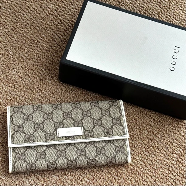 95新 GUCCI/古驰 老花三折叠长钱包闲置带盒