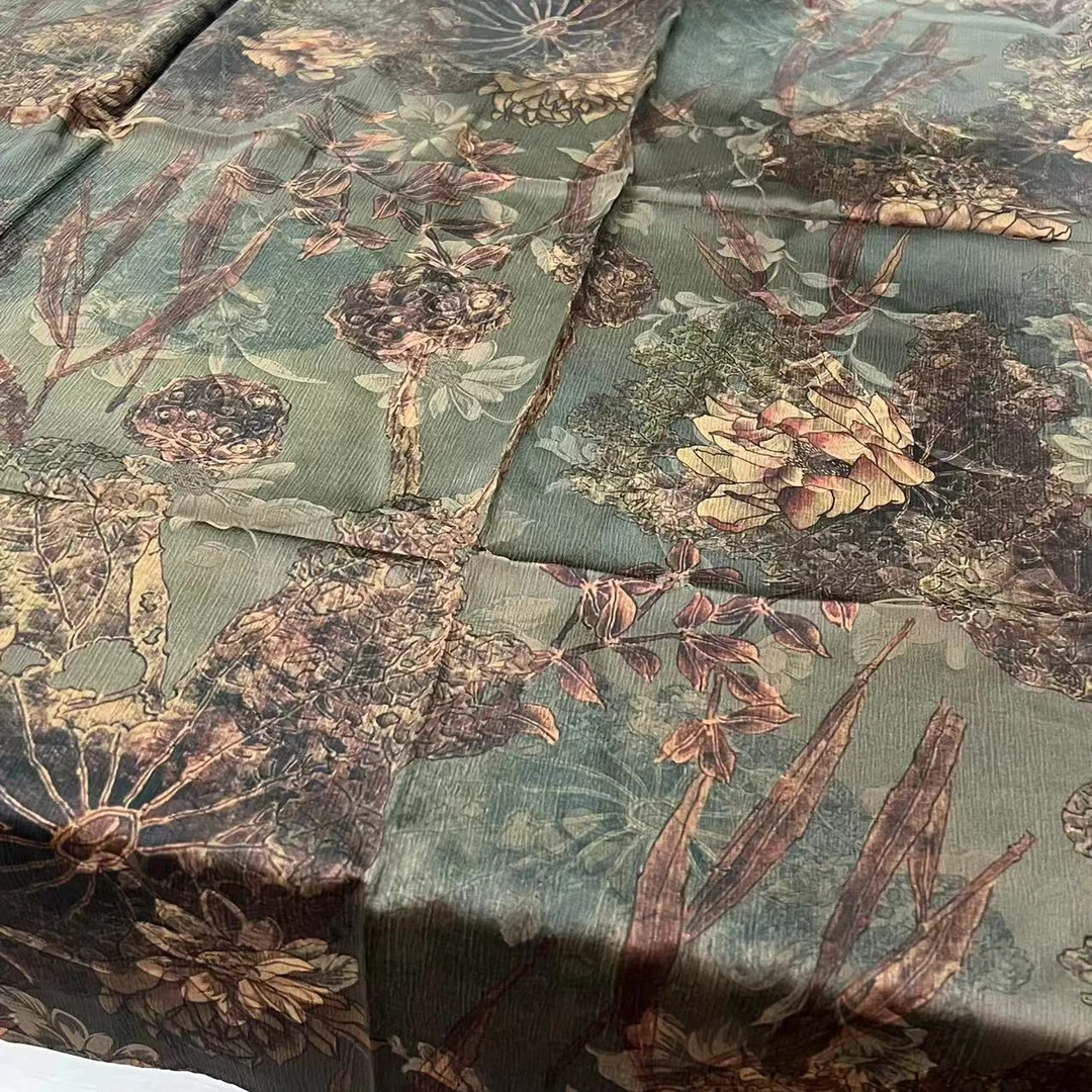 140香云纱方巾-枯荷生莲 湖丝顺纡重绉135cm丝巾