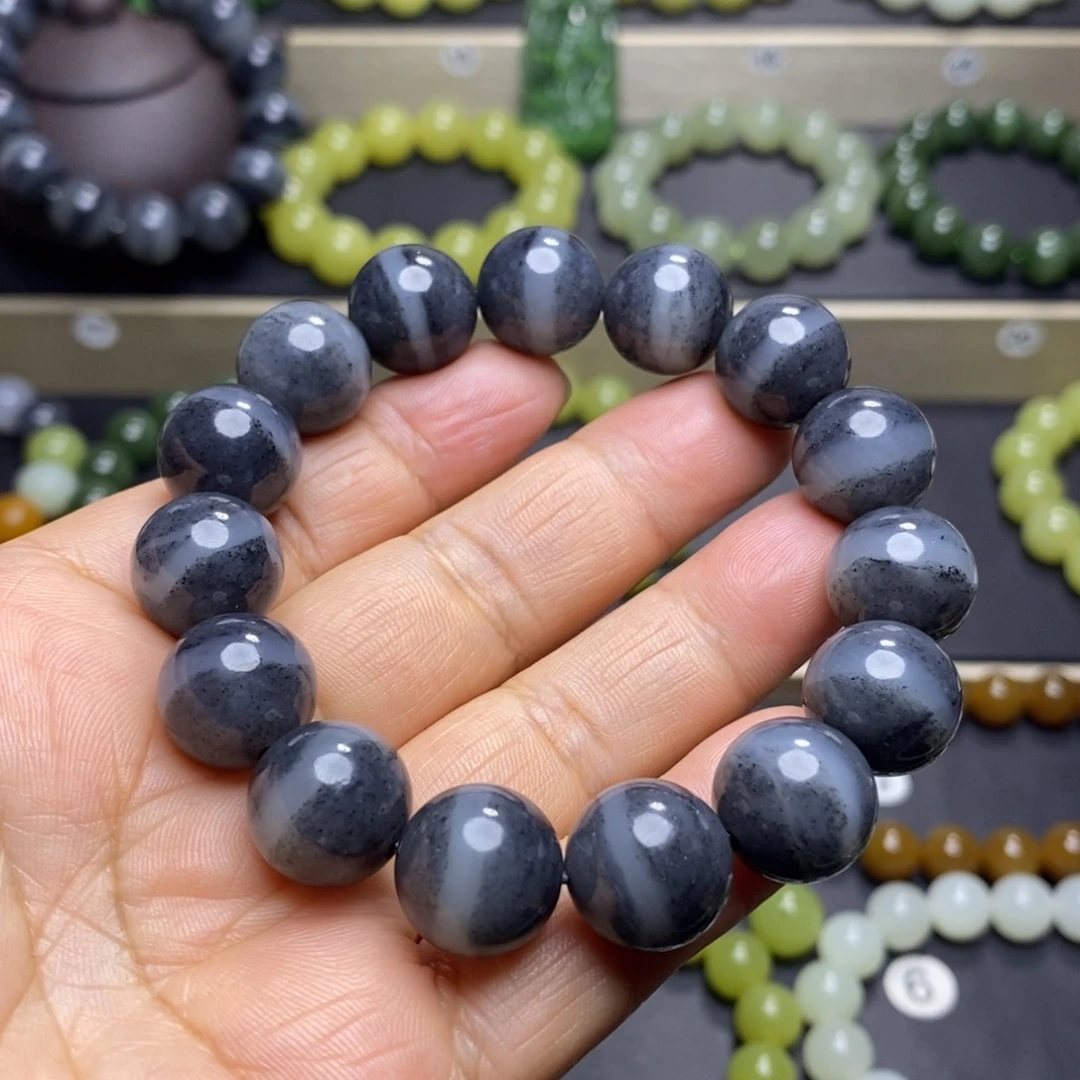 和田玉未镶嵌手串