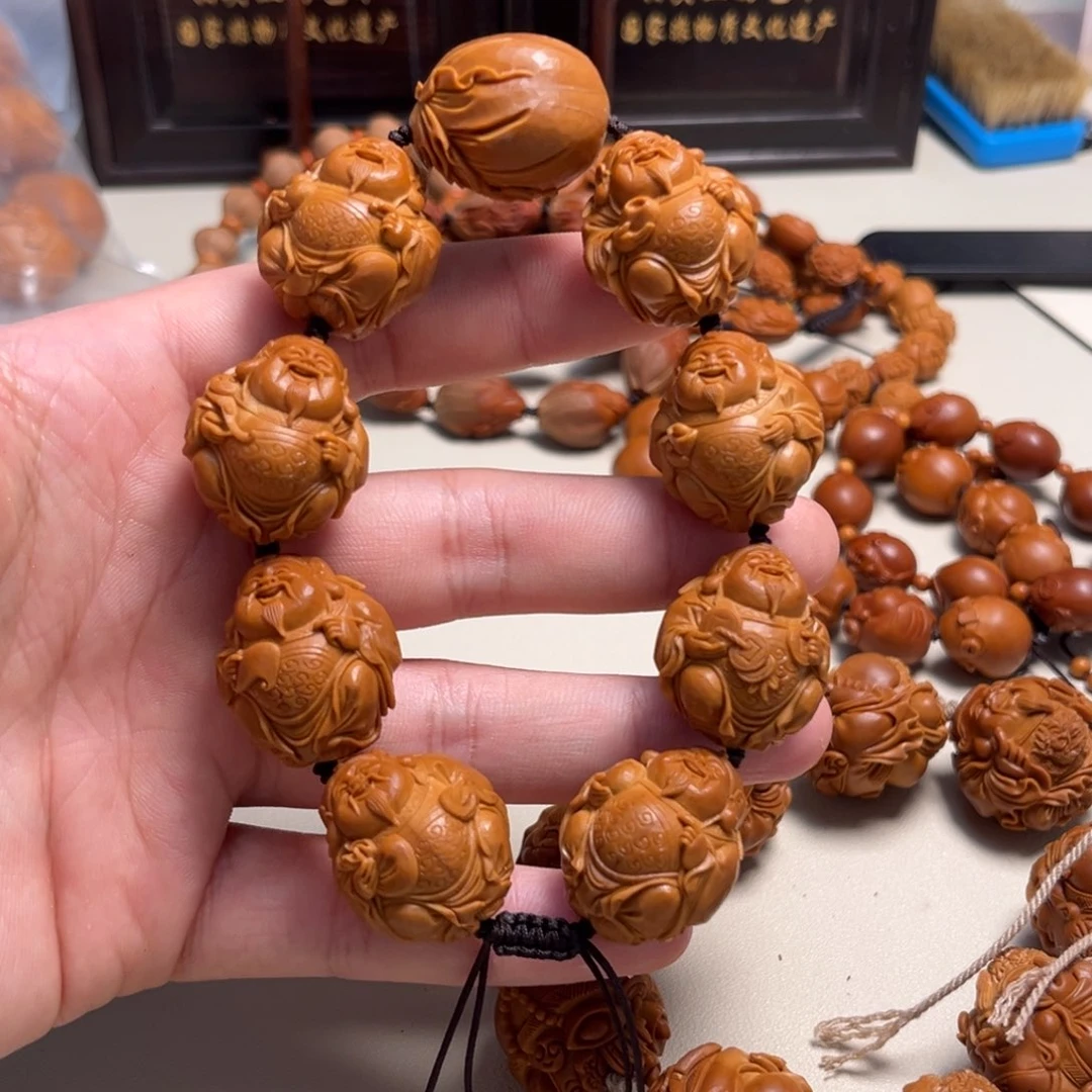 橄榄核吊坠片*姐整身财神