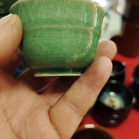 無***珍瓷片盘子，杯子，碗，摆件，花瓶，微瑕疵！