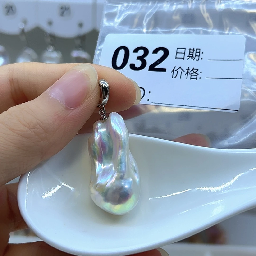 颈饰未镶嵌淡水珍珠