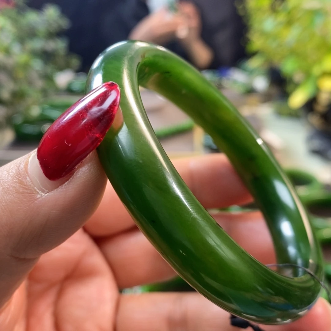 和田玉（碧玉）手镯未镶嵌心*