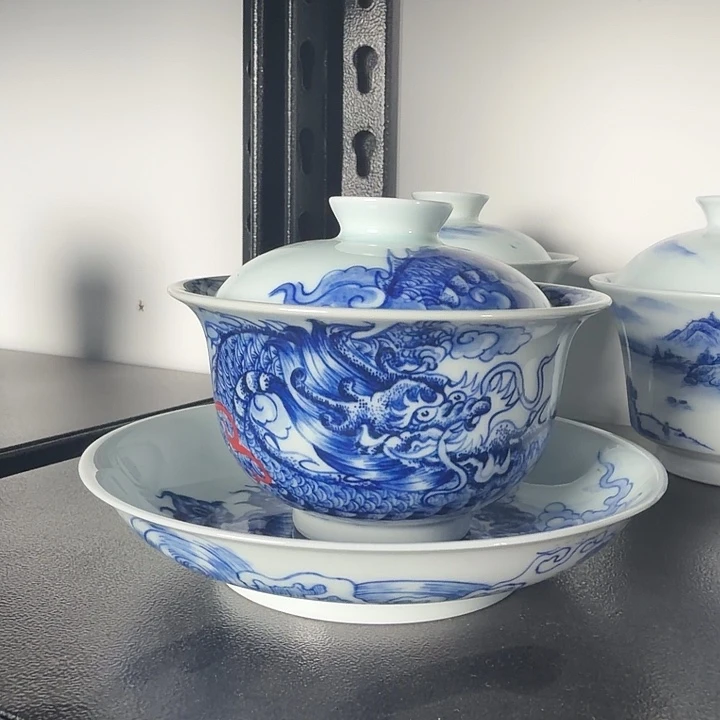 陶瓷。