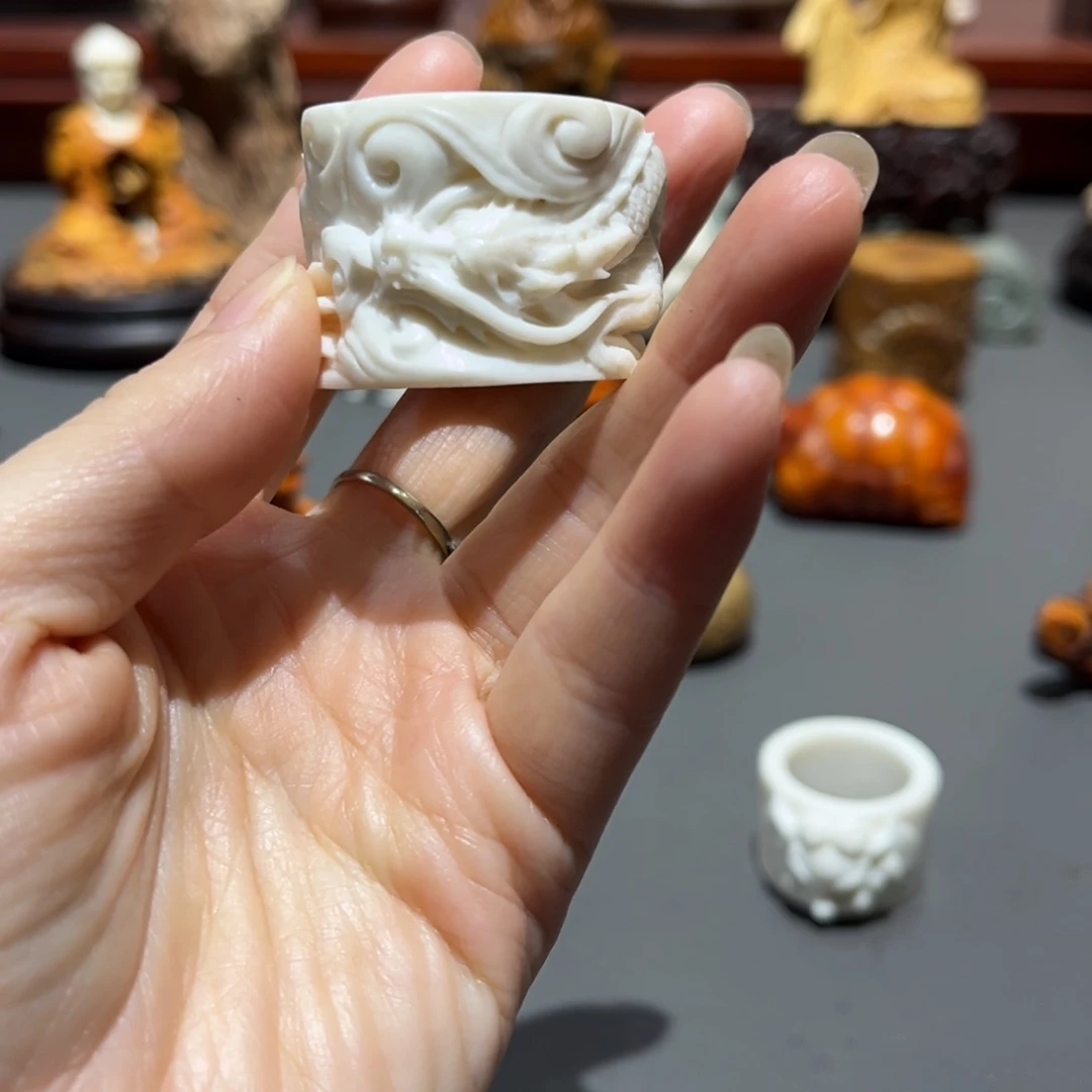 黄杨木就****?鹿角工艺品摆件