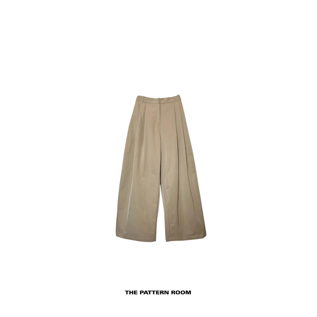 The pattern room | 暖美人反臃肿锁温隼位弧形加棉西裤