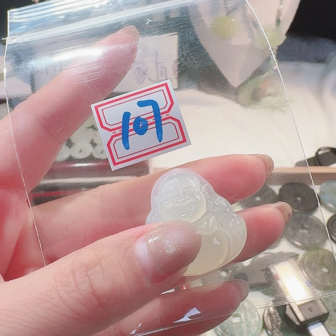 蛇纹石玉颈饰合金精美礼品