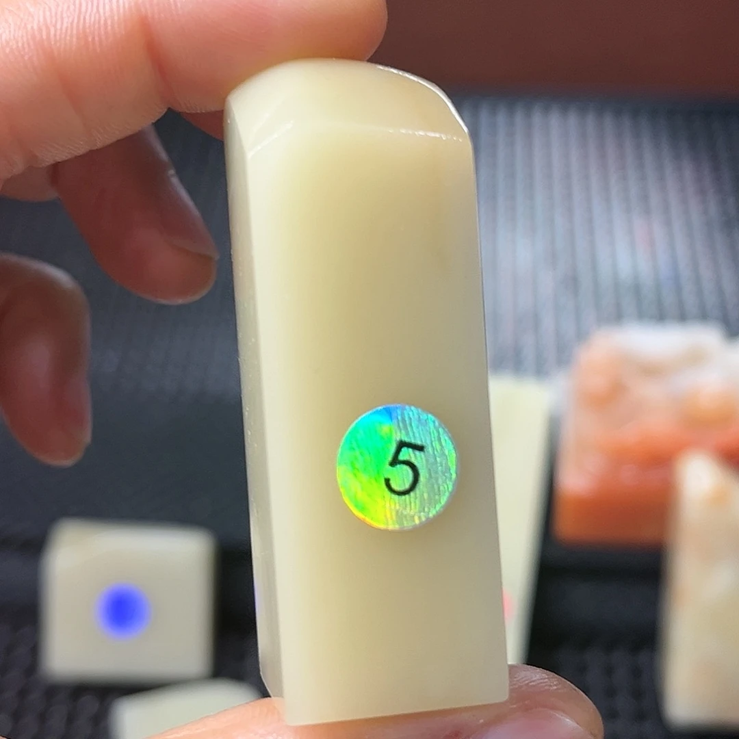 寿山石印石这么大个人都有