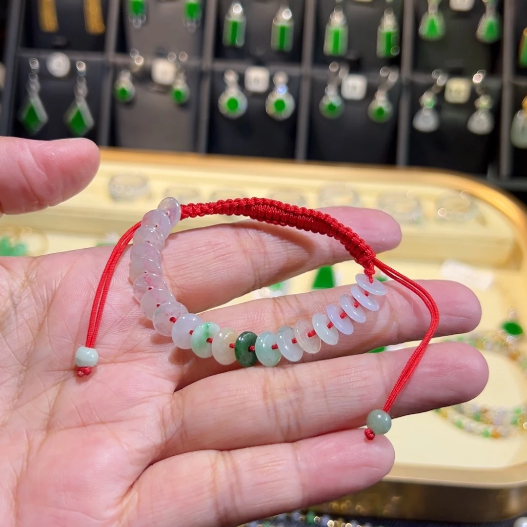 翡翠未镶嵌颈饰手绳