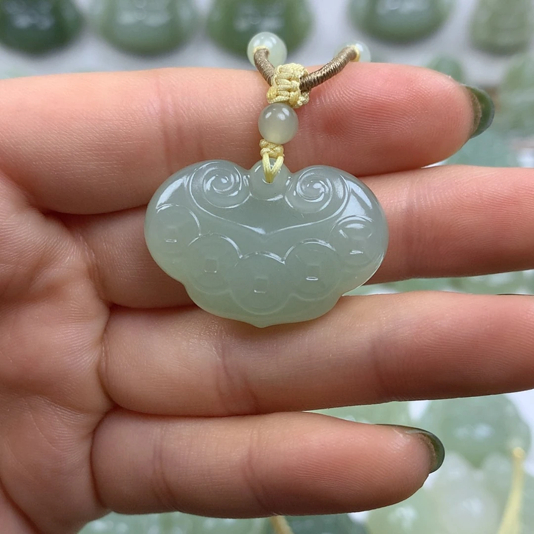 【闪购商品】颈饰未镶嵌和田玉