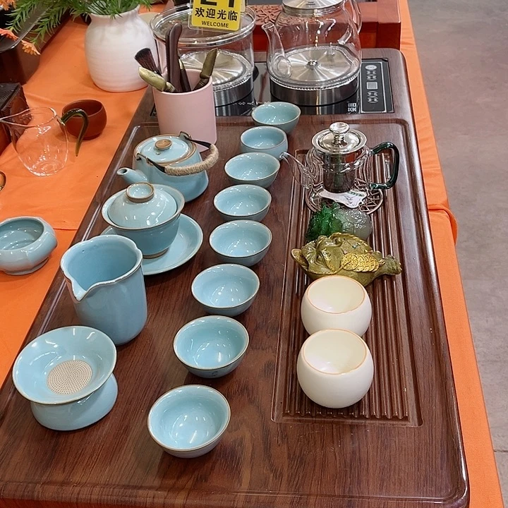 我们是不一样啦我们一起吃