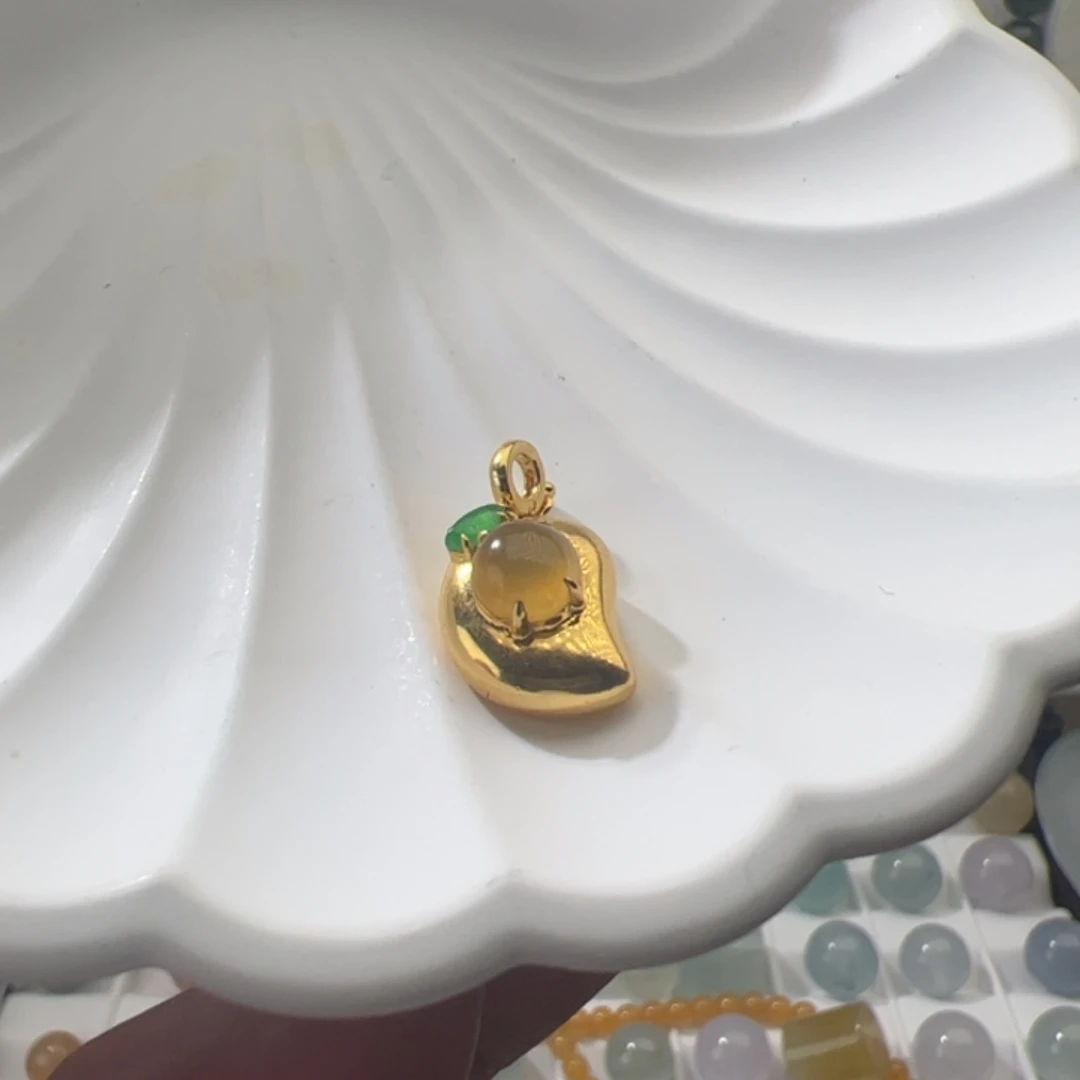 X***珂翡翠18K金镶嵌颈饰翡翠18k金镶嵌