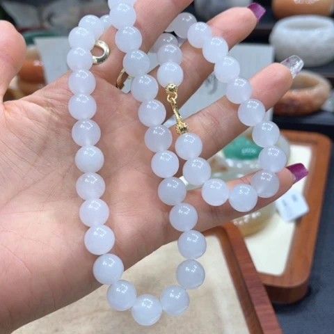 未镶嵌手镯石英质玉