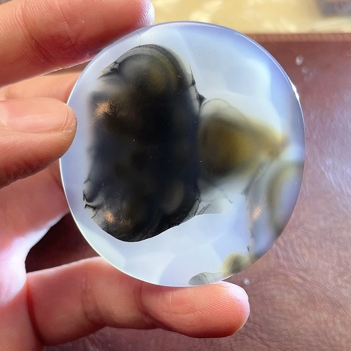 玛瑙/玉髓颈饰合金赏**度