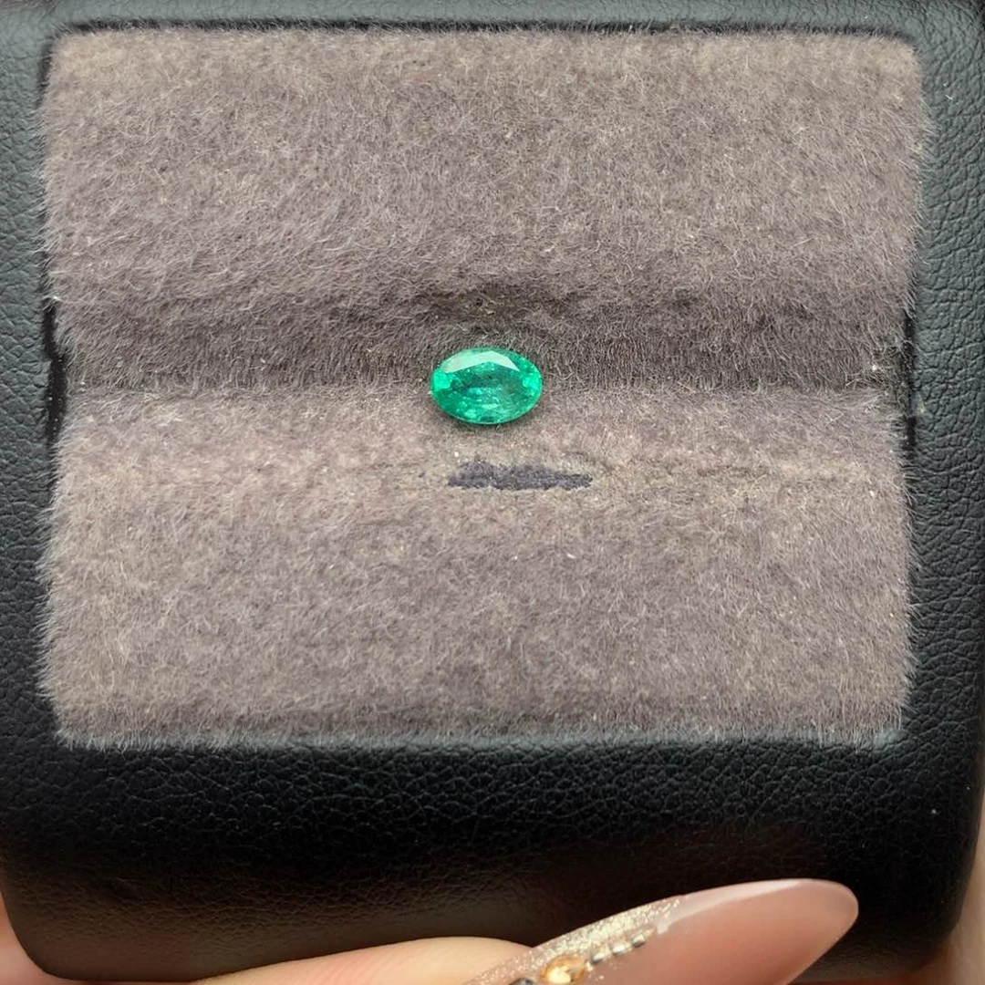 裸石祖母绿4×6  0.495ct