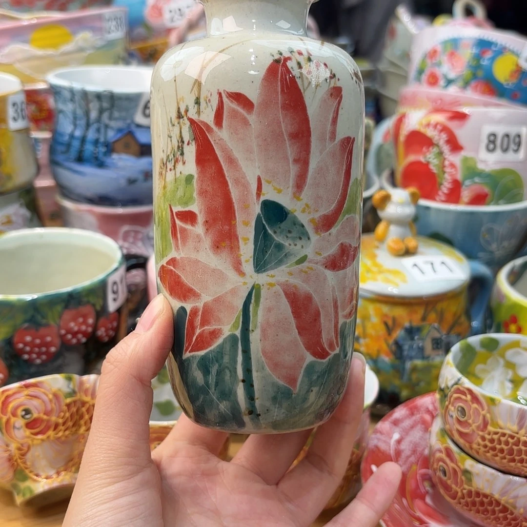 瓷片兔兔盖茨。兔兔好