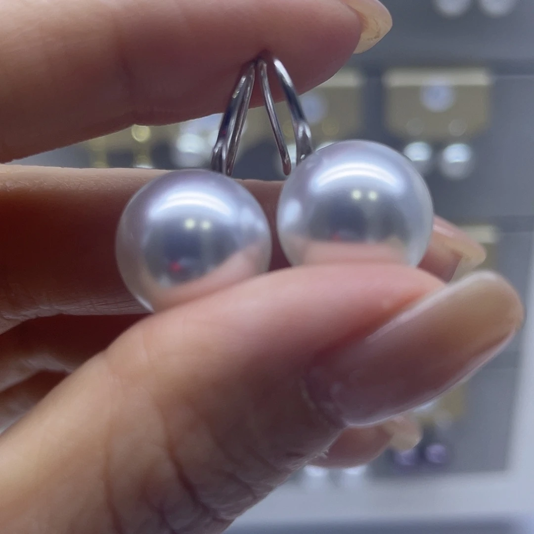 淡水珍珠银S925镶嵌耳饰