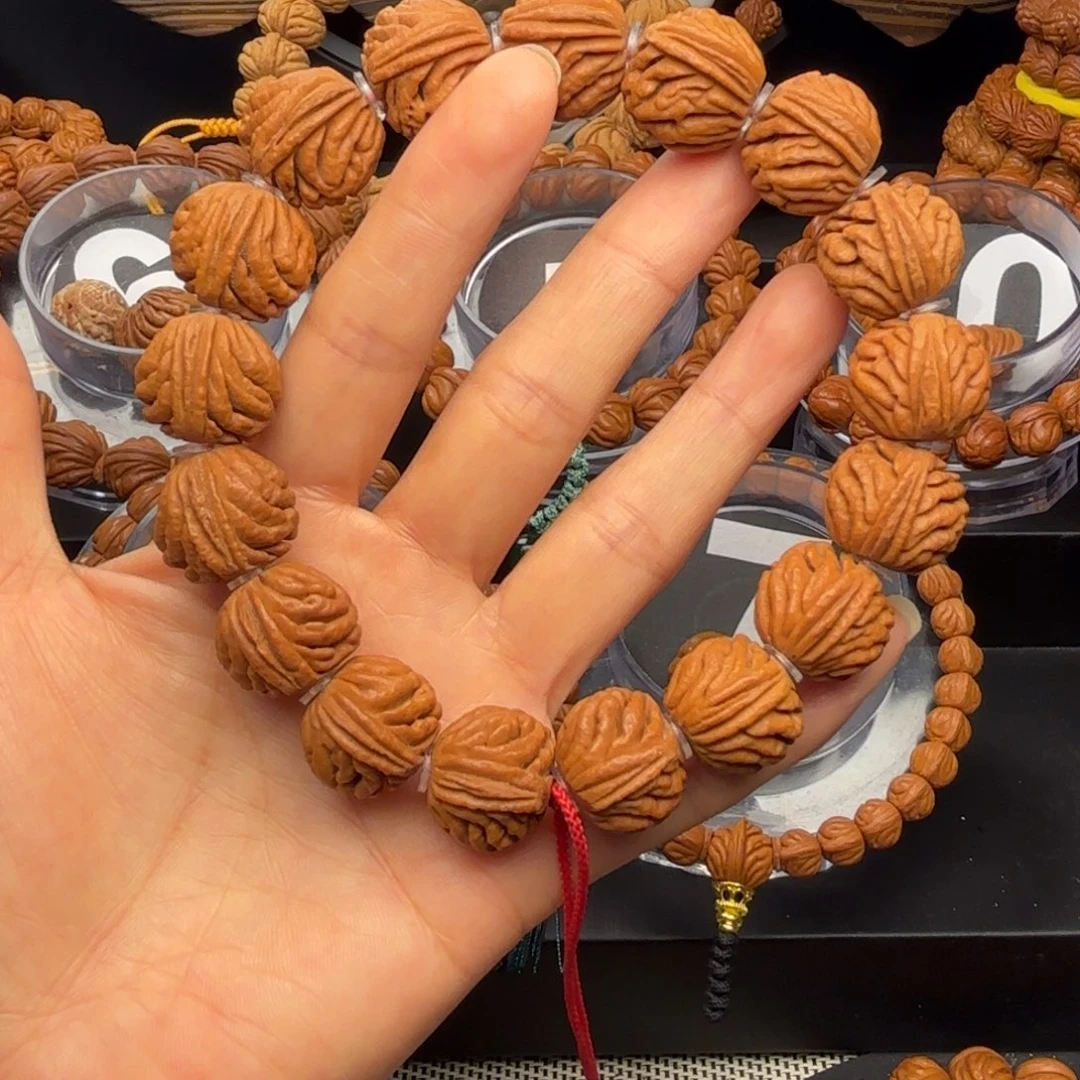 吊坠桃核刺龙纹1.8尺寸