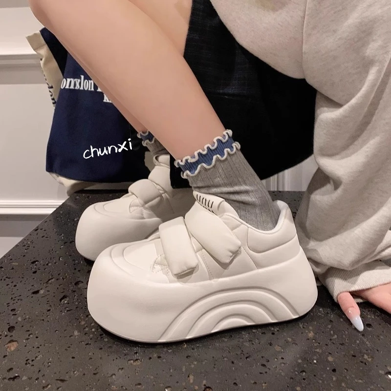 魔术贴厚底松糕增高丑萌大头面包小白鞋子女2025春秋新款爆款板鞋