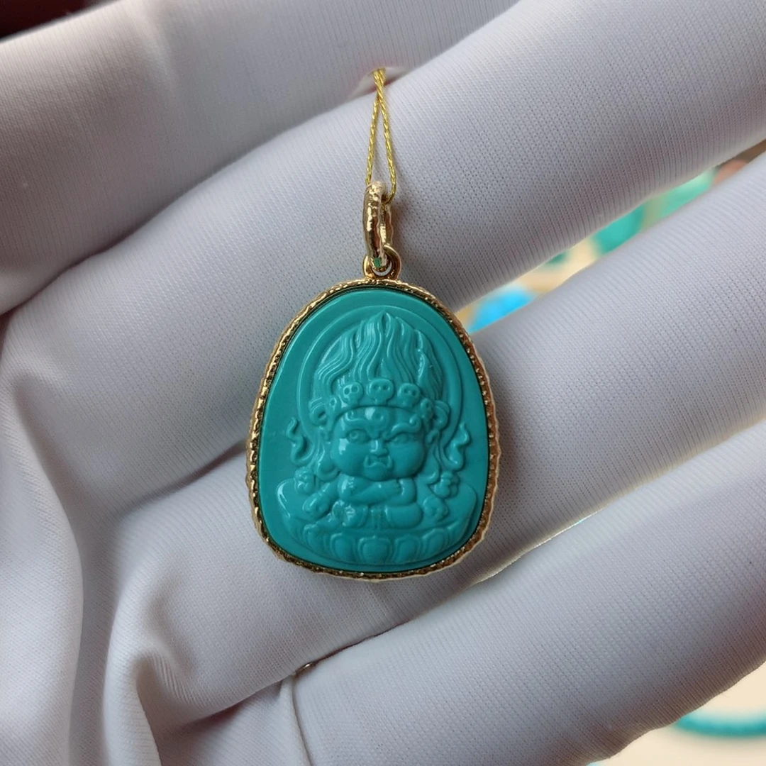 18K金镶嵌绿松石挂件