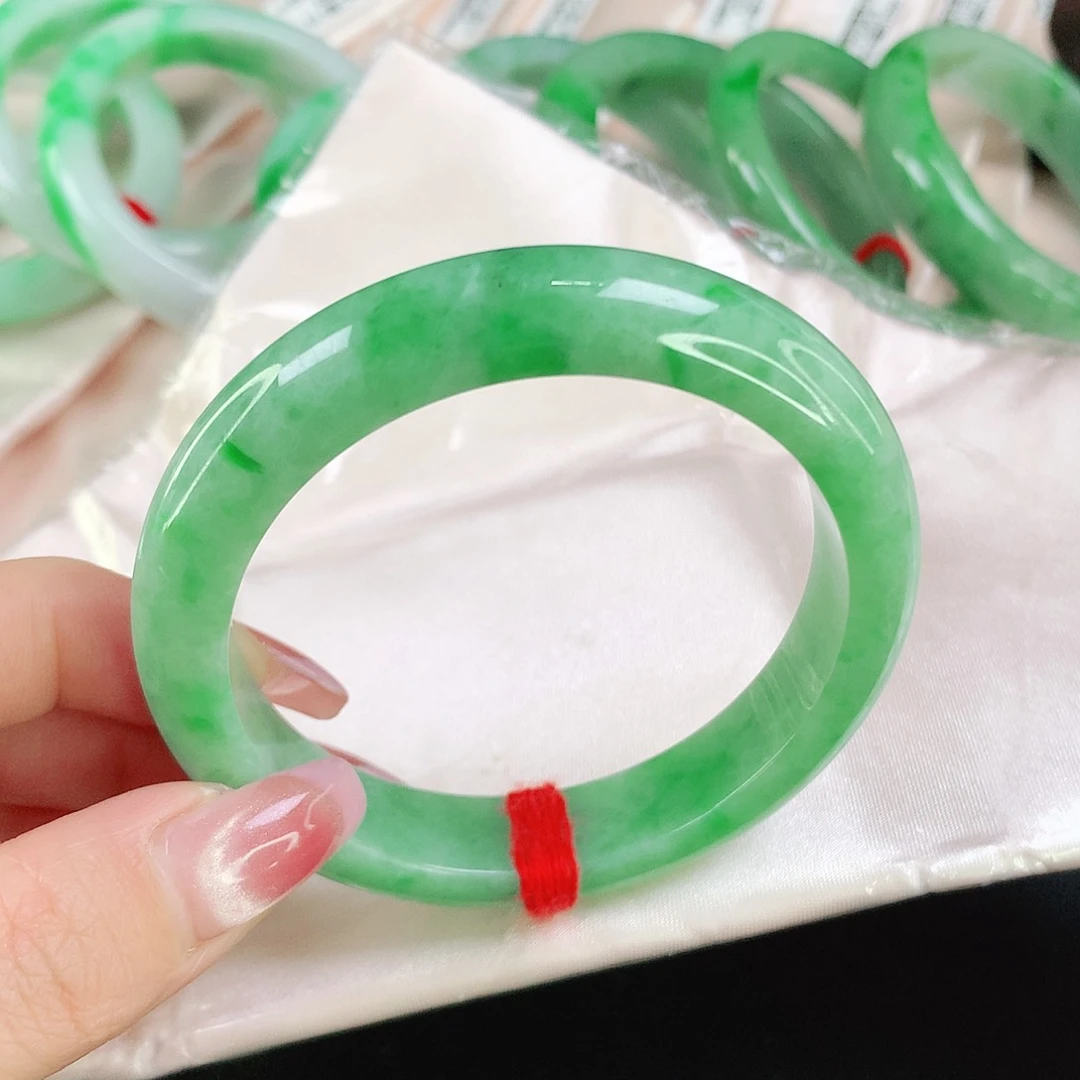 翡翠手镯未镶嵌164翡翠