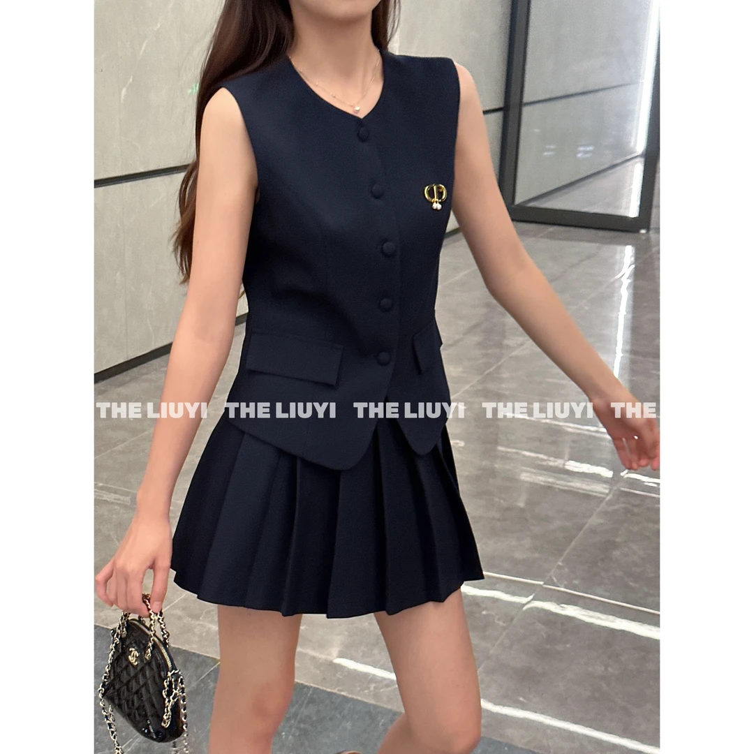 【LIUYI】简约高级感马甲+减龄百褶半身裙两件套57018