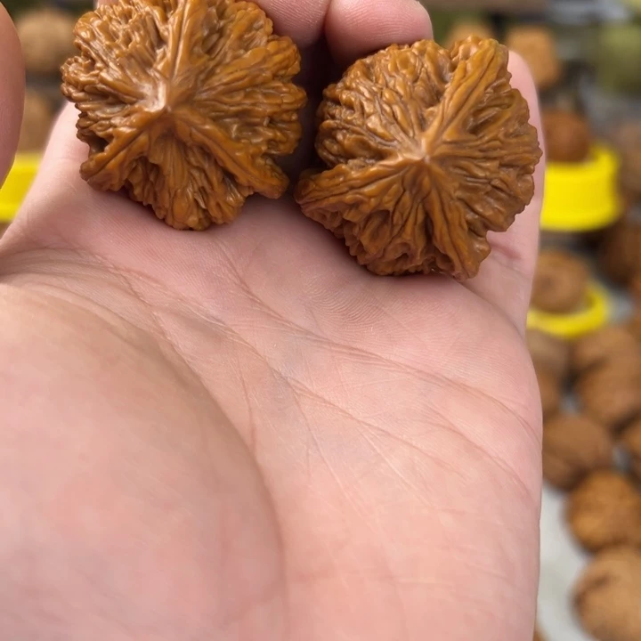 文玩核桃吊坠37尺全品无修麦穗虎头人奔