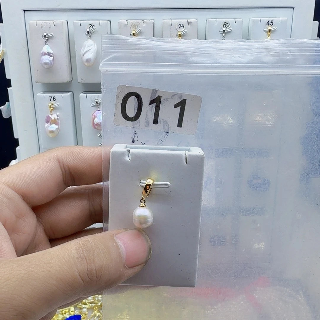 淡水珍珠钛钢颈饰