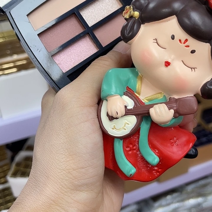 瓷片香奶奶tee影陶瓷娃娃