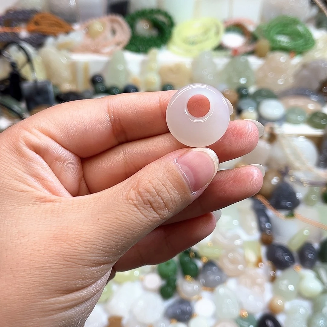 和田玉银S925镶嵌吊坠(不含链)玫*姐