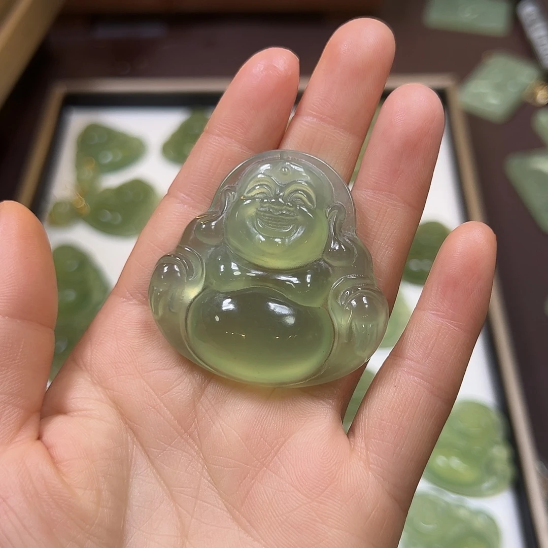 草***福蛇纹石玉未镶嵌吊坠