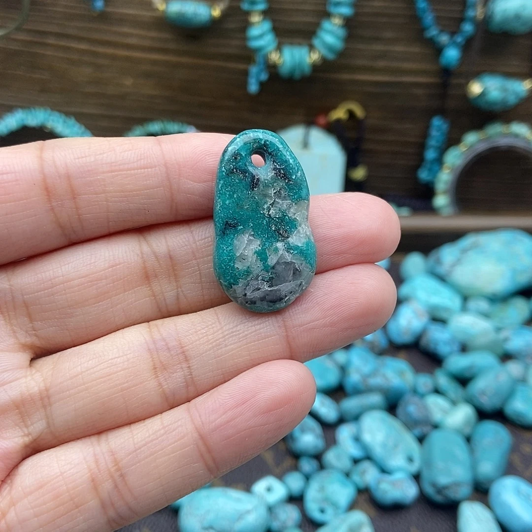 南红玛瑙未镶嵌玉化吊坠