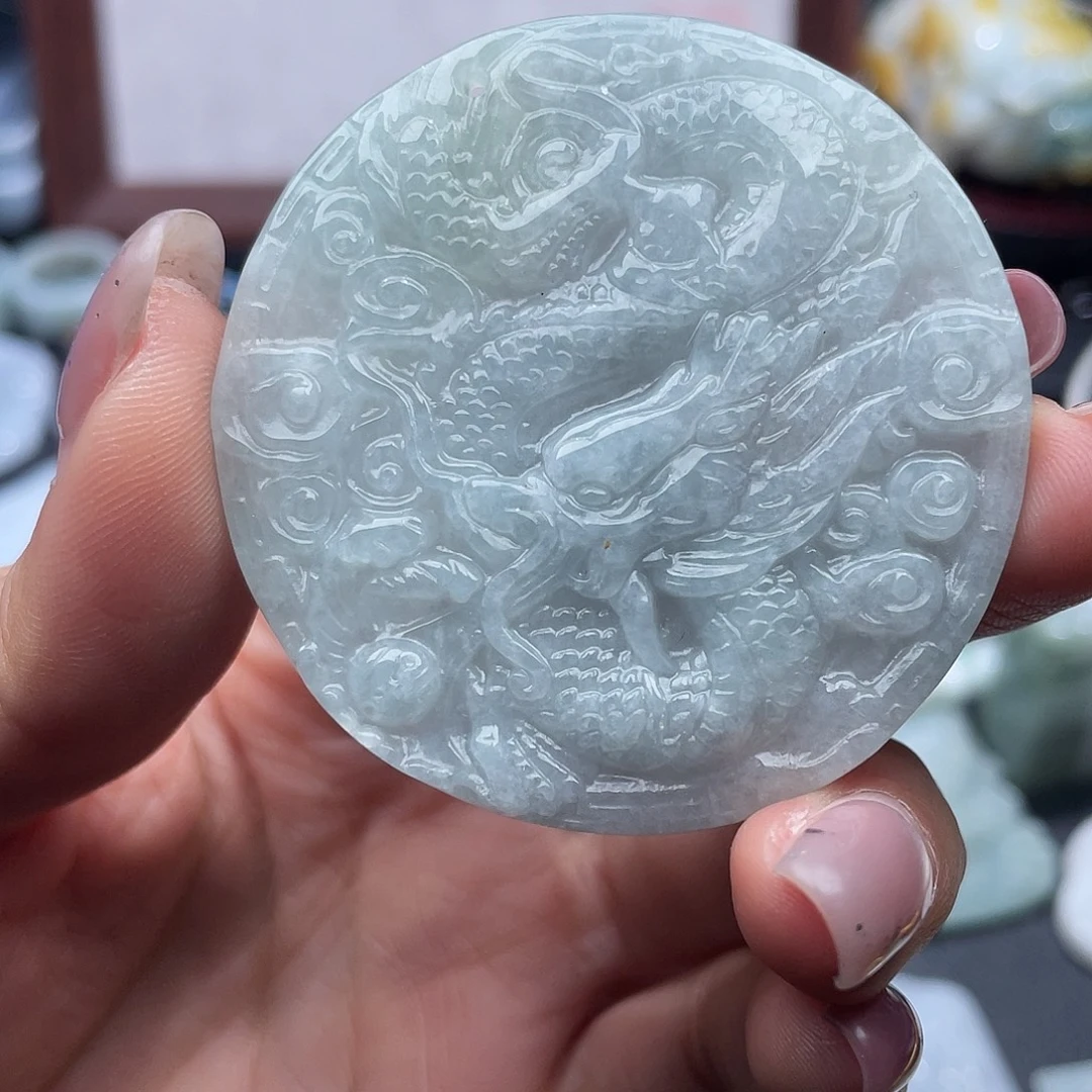 小***绵翡翠未镶嵌颈饰翡翠