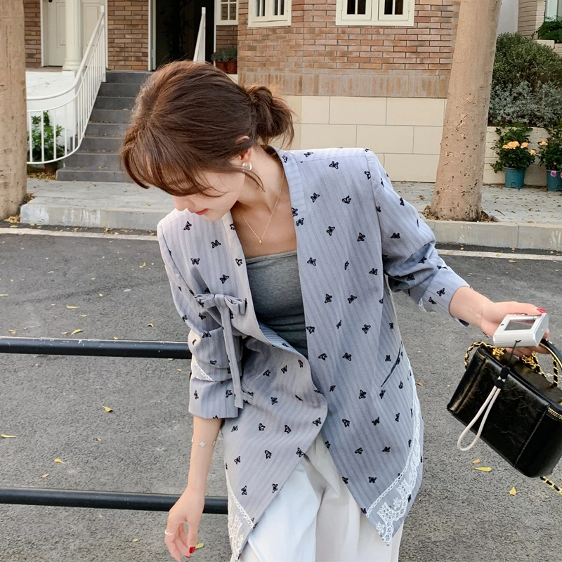 蕾丝拼接蝴蝶结西装外套女2025早春新款韩系穿搭氛围感超好看西服