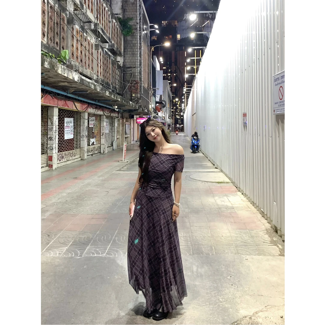 野生辣辣 氧气一夏 美式复古不规则格子荡领大码连衣裙甜辣A字裙