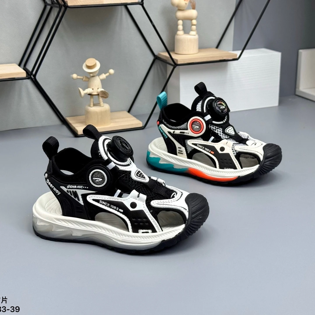 【华姐专享】德尔惠87130新款潮流包头凉鞋D3