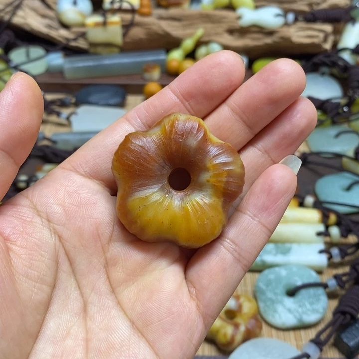 蛇纹石玉未镶嵌挂件顺****好
