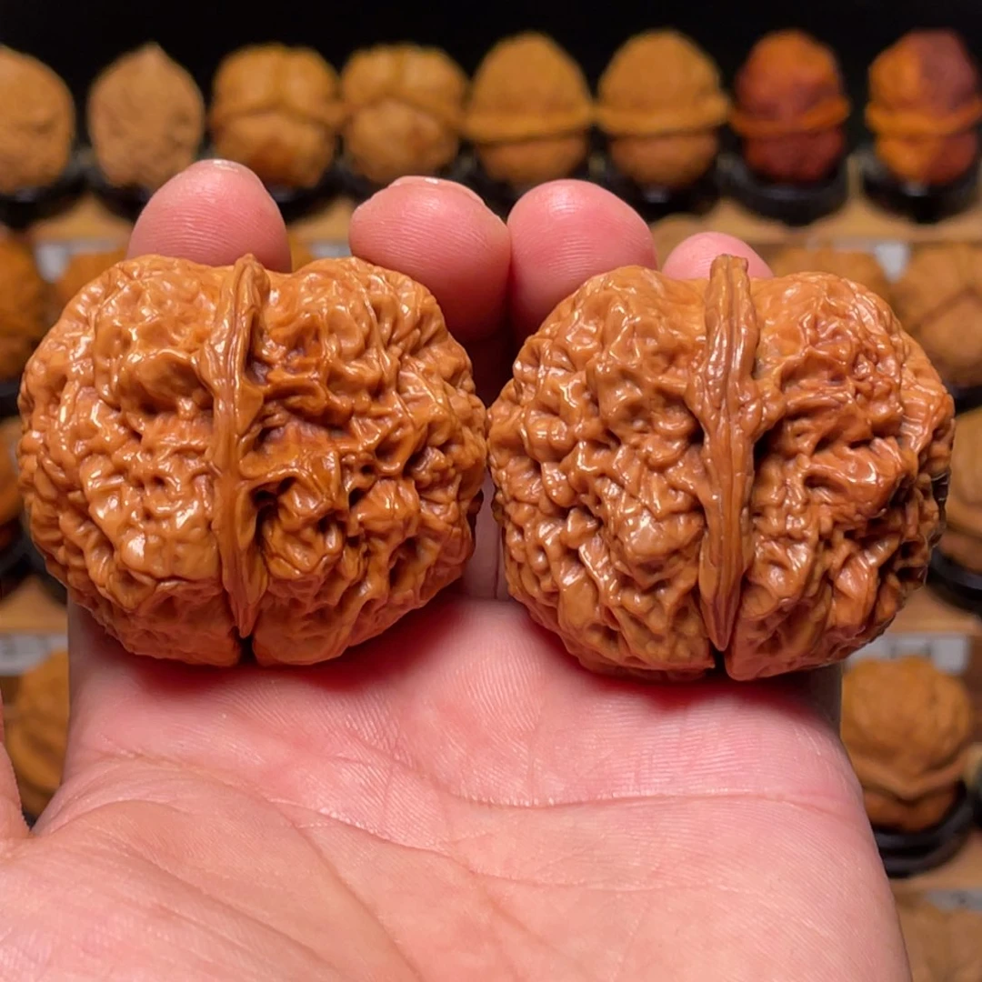 顶***哦文玩核桃吊坠滚龙纹48尺