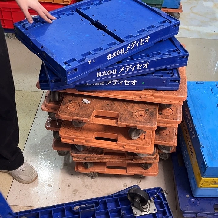 Y***E厚款家用五金工具箱三个无盖