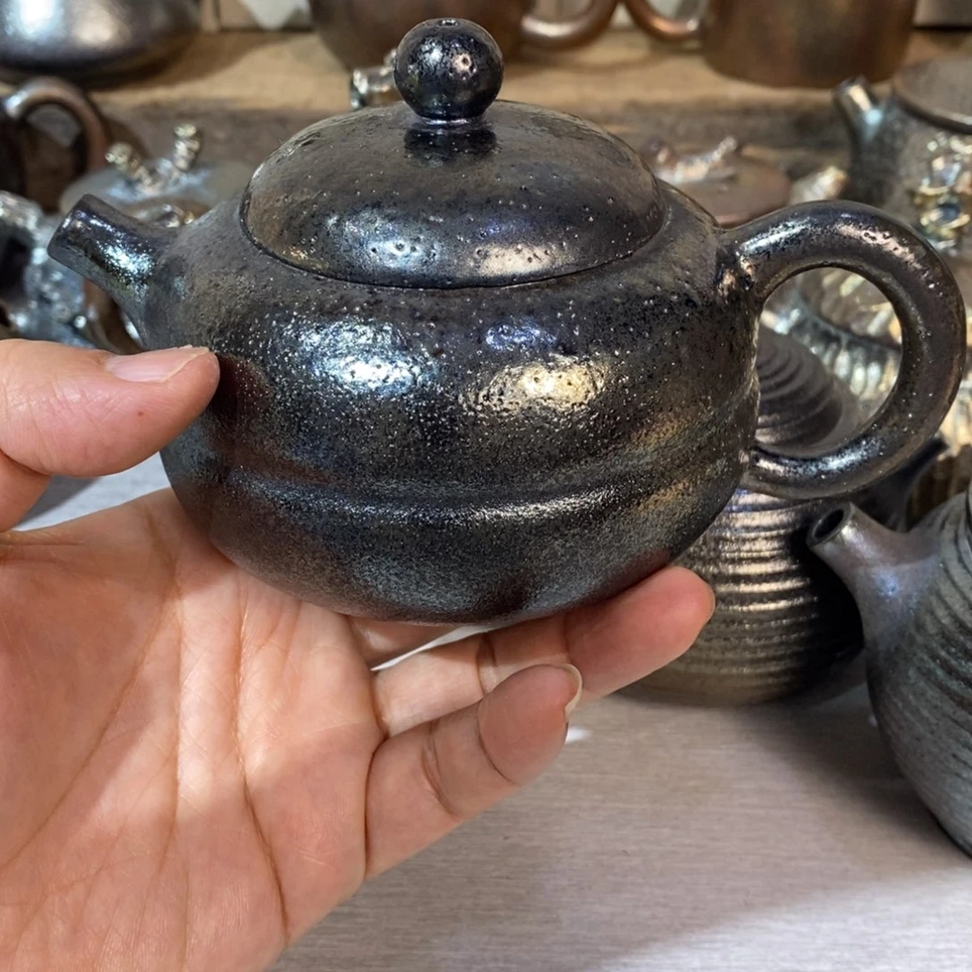 丝***职云南建水紫陶柴烧壶特价不退不换