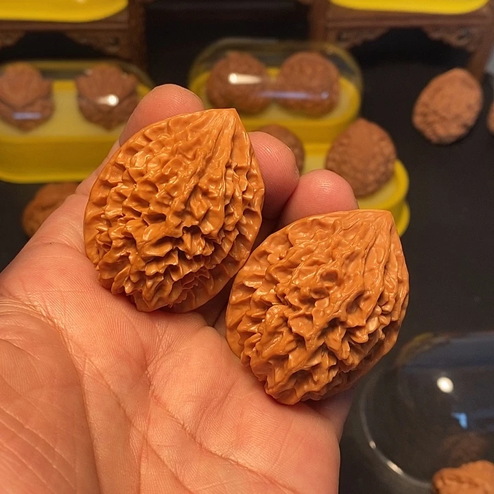 吊坠文玩核桃39尺，招财鼠