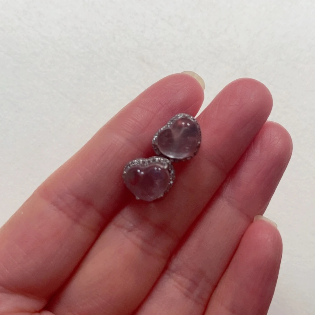 石英质玉未镶嵌颈饰