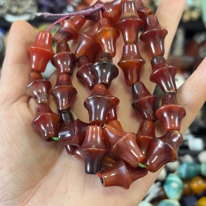 浮***～玛瑙/玉髓未镶嵌颈饰